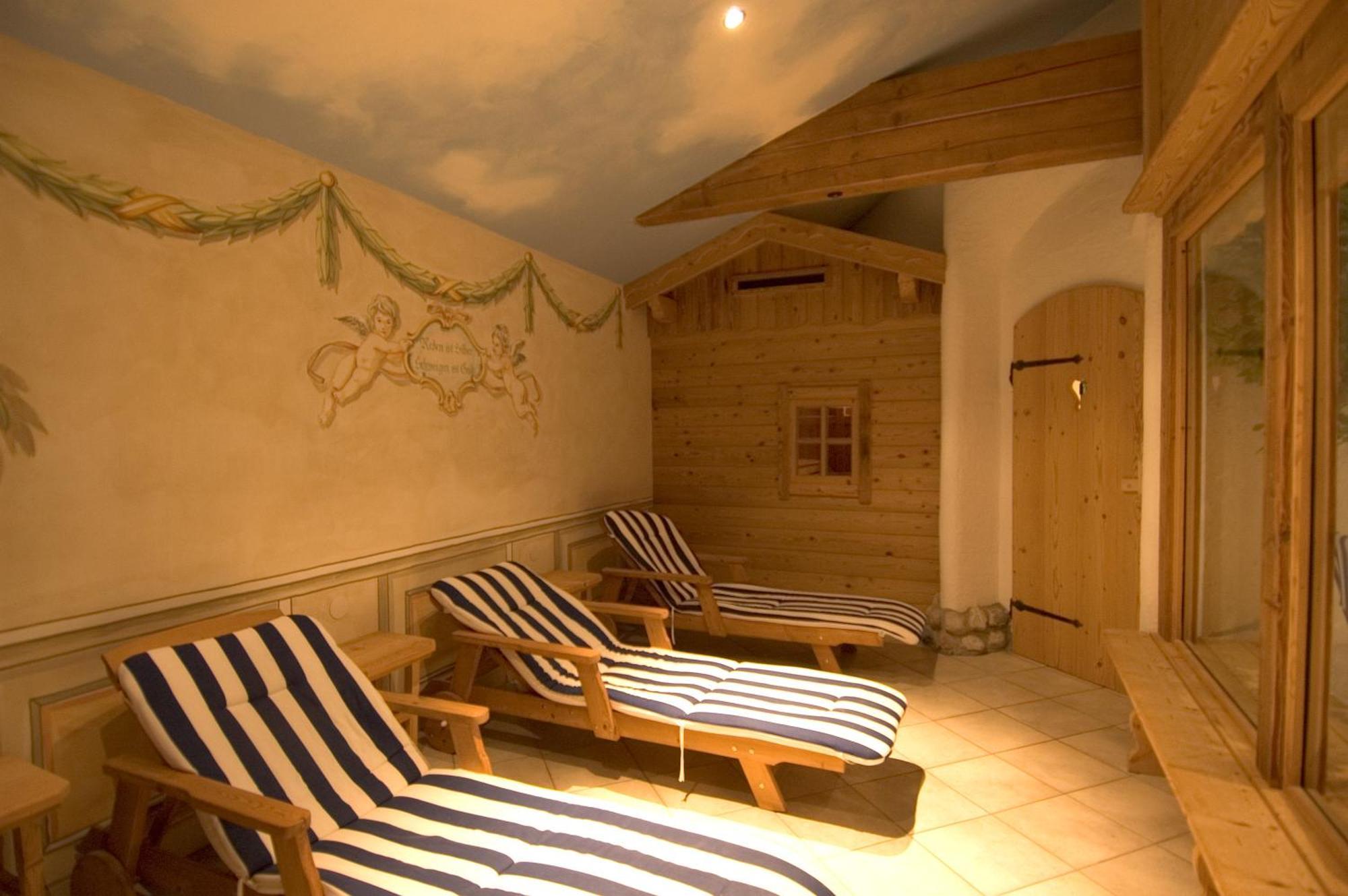 Das Gruenholz Aparthotel Muhlbach Am Hochkonig Exterior photo